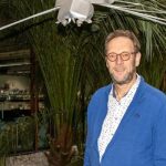 Emeritaat entomoloog Marcel Dicke – de man die ontdekte dat planten om hulp roepen