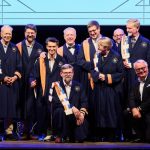 Australische filosoof en dierenrechtenpionier Peter Singer krijgt VUB-eredoctoraat