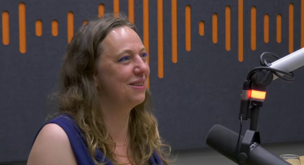 Lisa Doeland